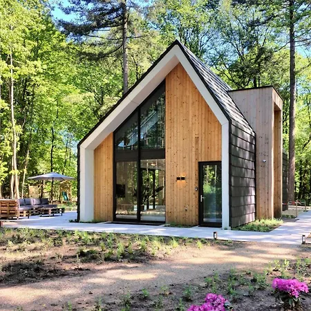 Casa vacanze Lovely In With Sauna