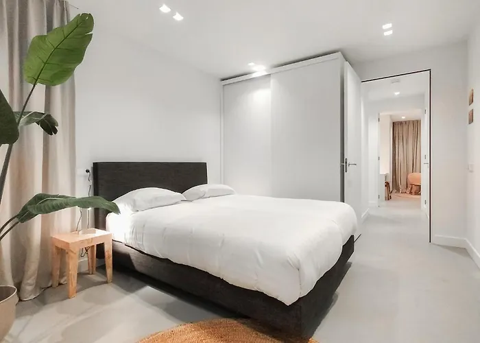 Lovely In With Sauna